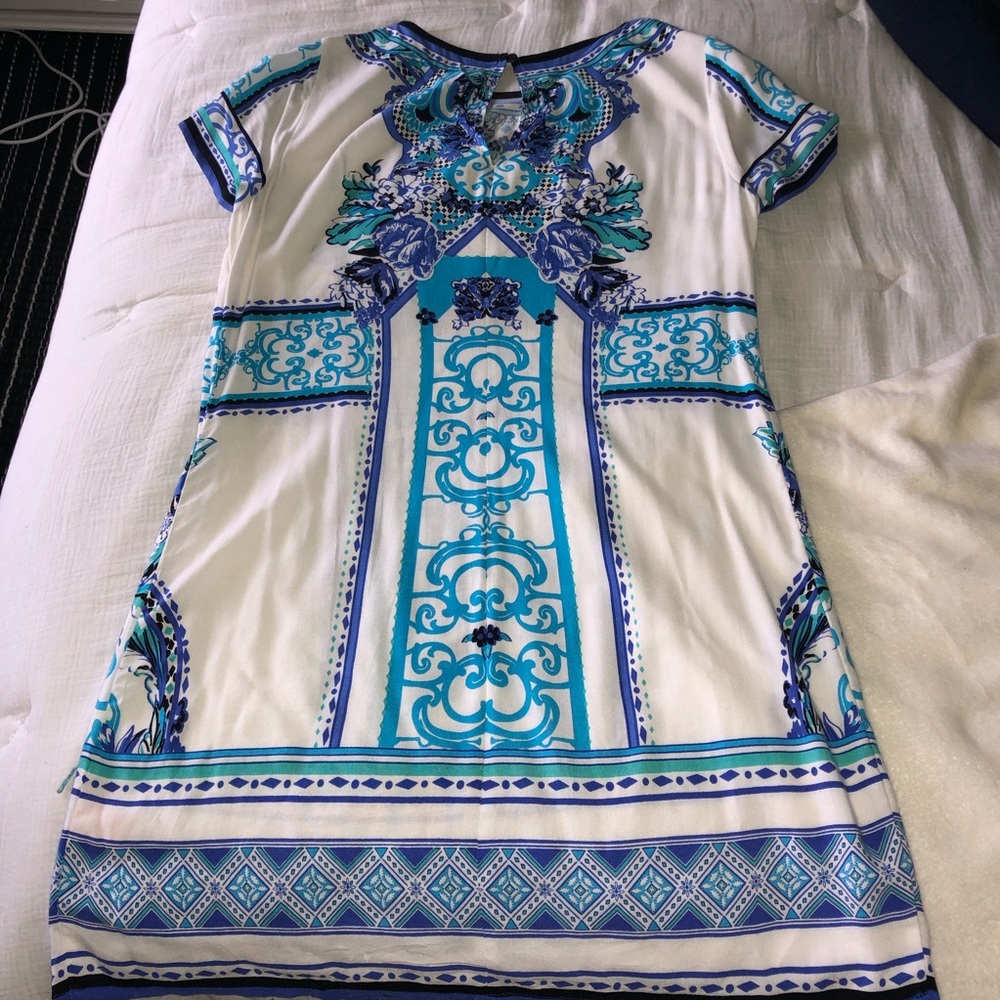 Dress - Picture 2 of 3